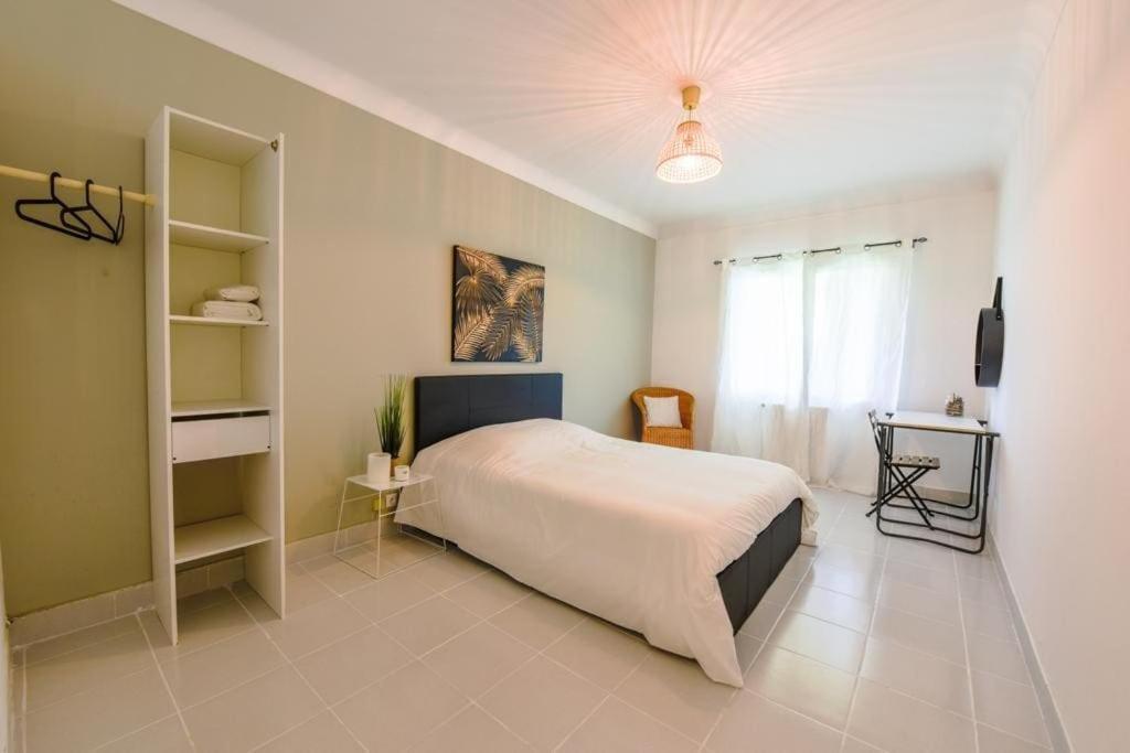 Charmant Logement Plein Pied Au Coeur Du Village Castelculier Buitenkant foto
